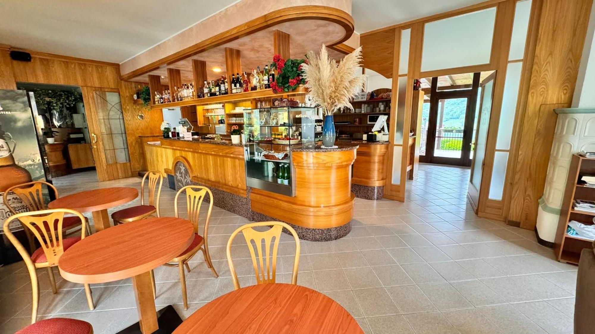 Albergo Stella Alpina Tenno Esterno foto