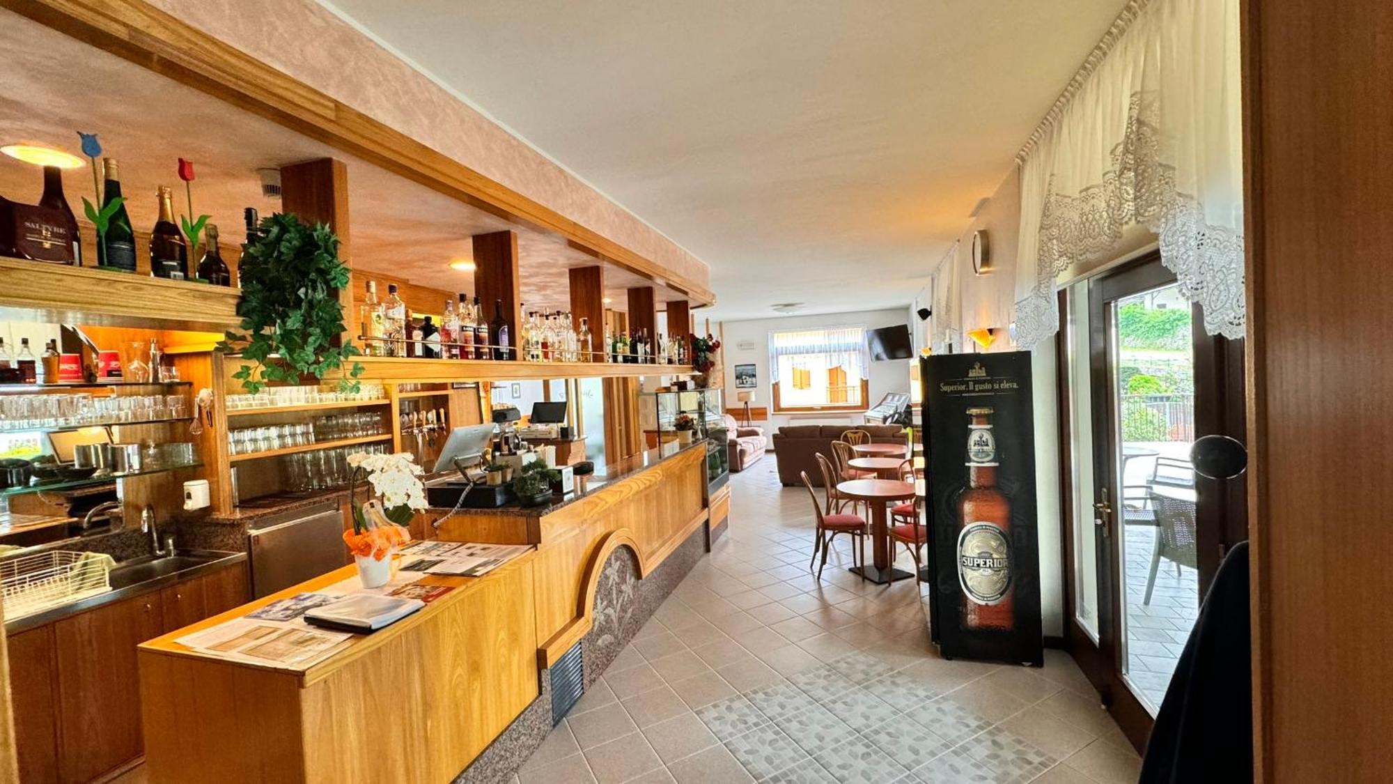 Albergo Stella Alpina Tenno Esterno foto