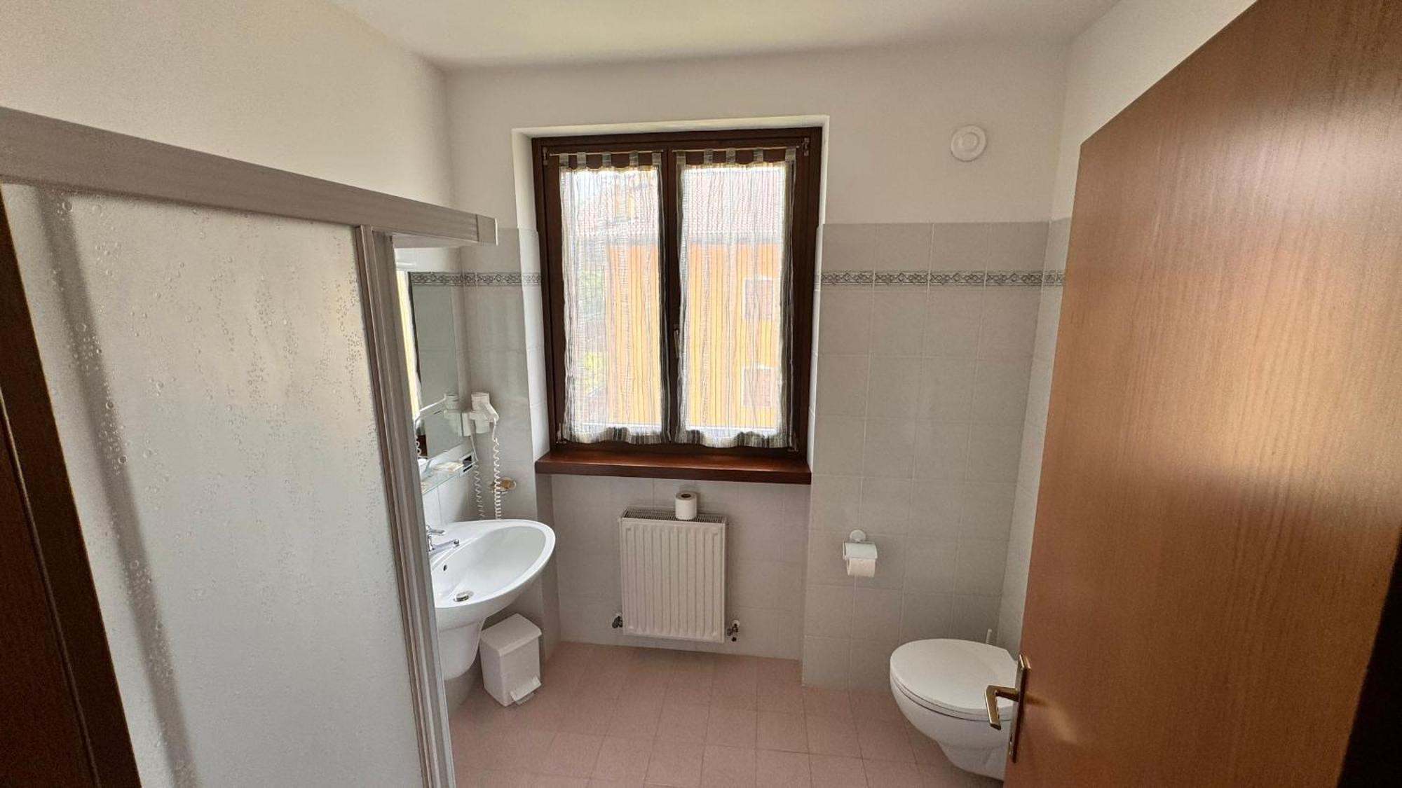 Albergo Stella Alpina Tenno Esterno foto